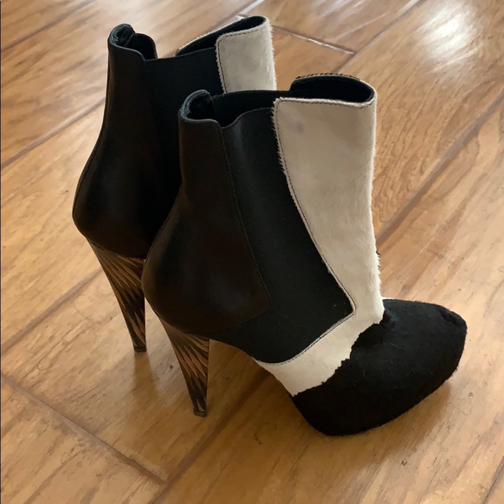 FENDI heel boots